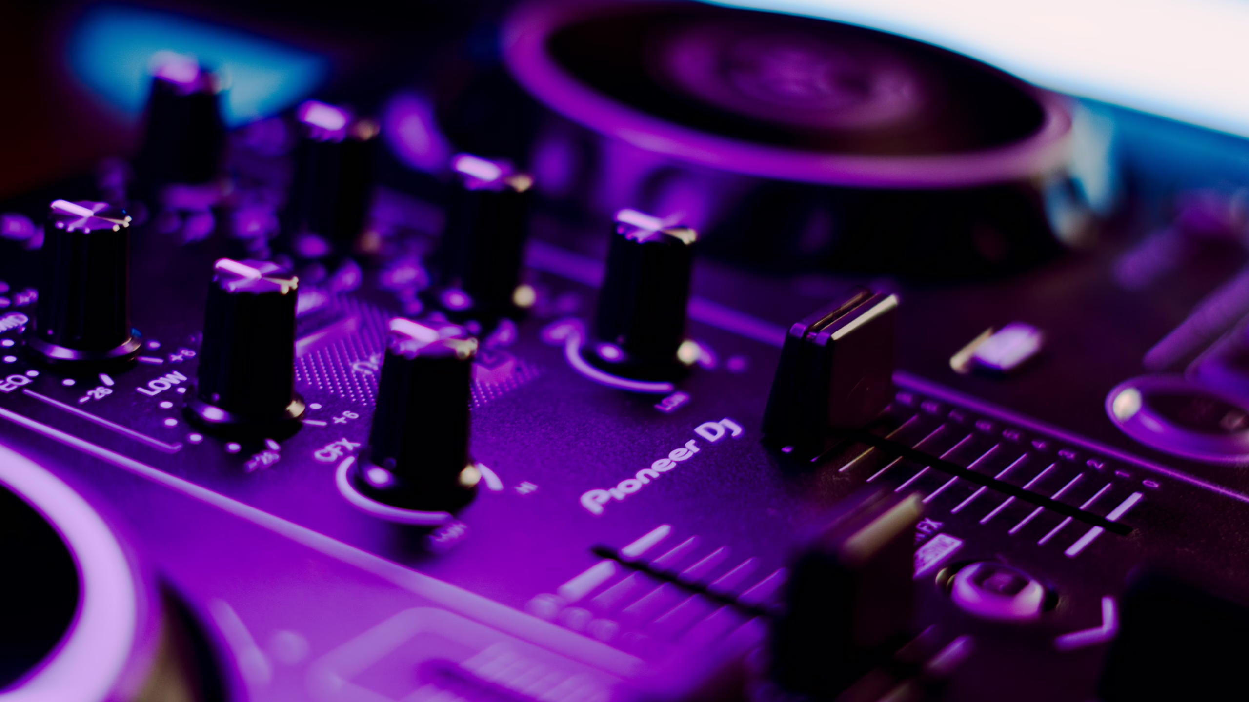 Electronic Thumbnail